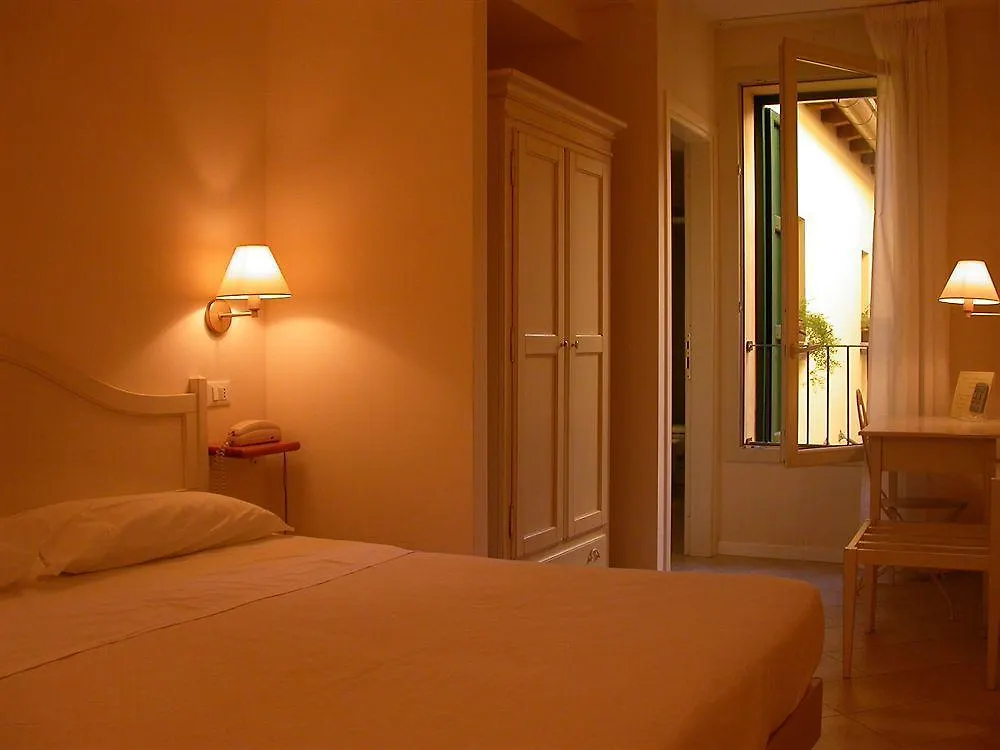 ***  Hotel Atlantic Bologna Italy